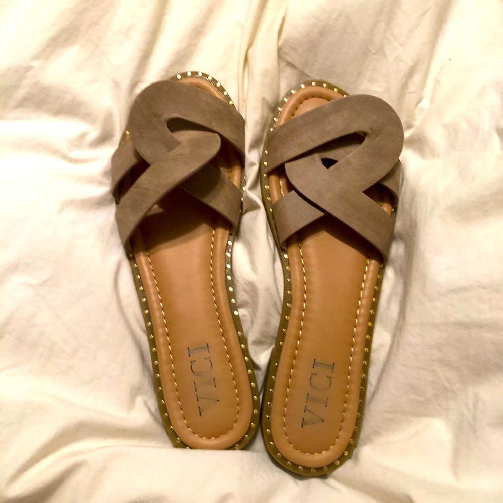Vici Slides